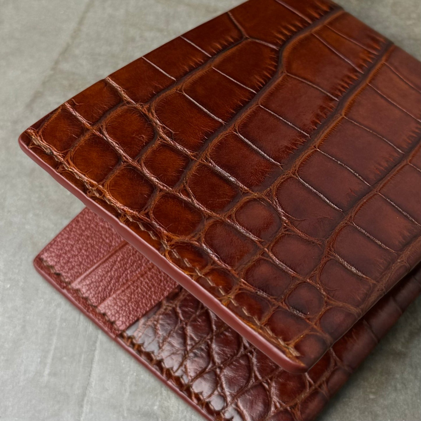 Alligator and Cedar Chèvre Bifold