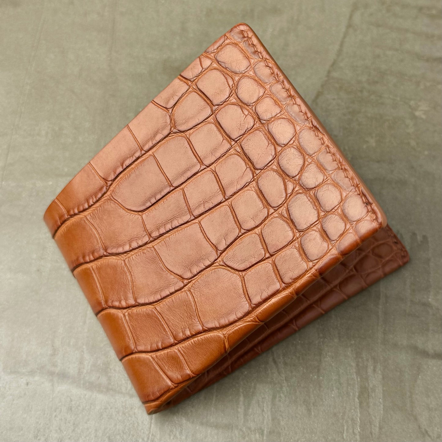 Whiskey Alligator and Golden Brown Chèvre Bifold