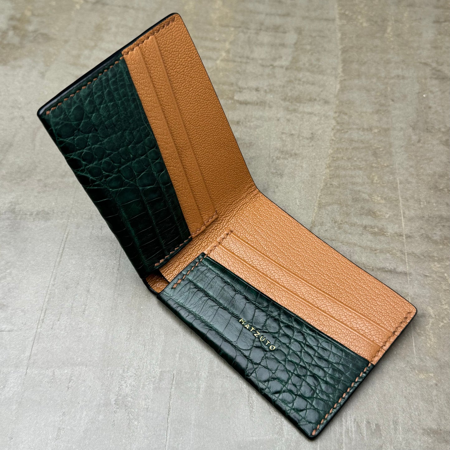 Green Caiman Golden Brown Chèvre Bifold